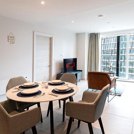 Modern 2 Bedroom City Centre Apartment W Balcony 맨체스터 외부 사진